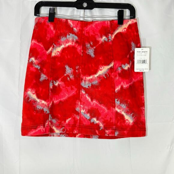 NWT Free People Modern Femme Novelty Skirt – Red Tie-Dye Size 6 - Picture 2 of 5